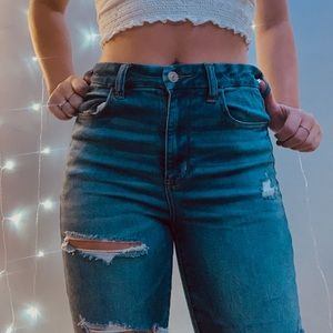 american eagle ripped jeans